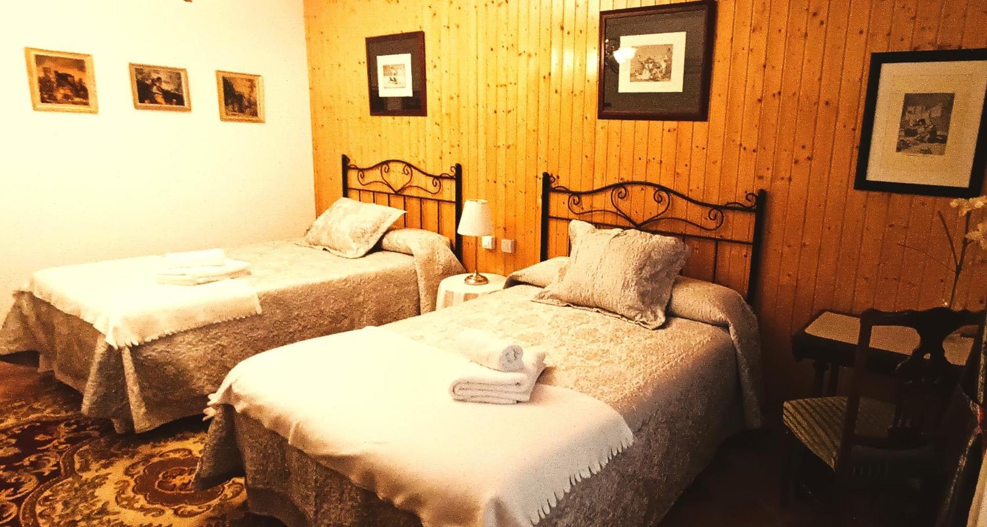 Urrea de Gaen Casa Rural La Casona מראה חיצוני תמונה