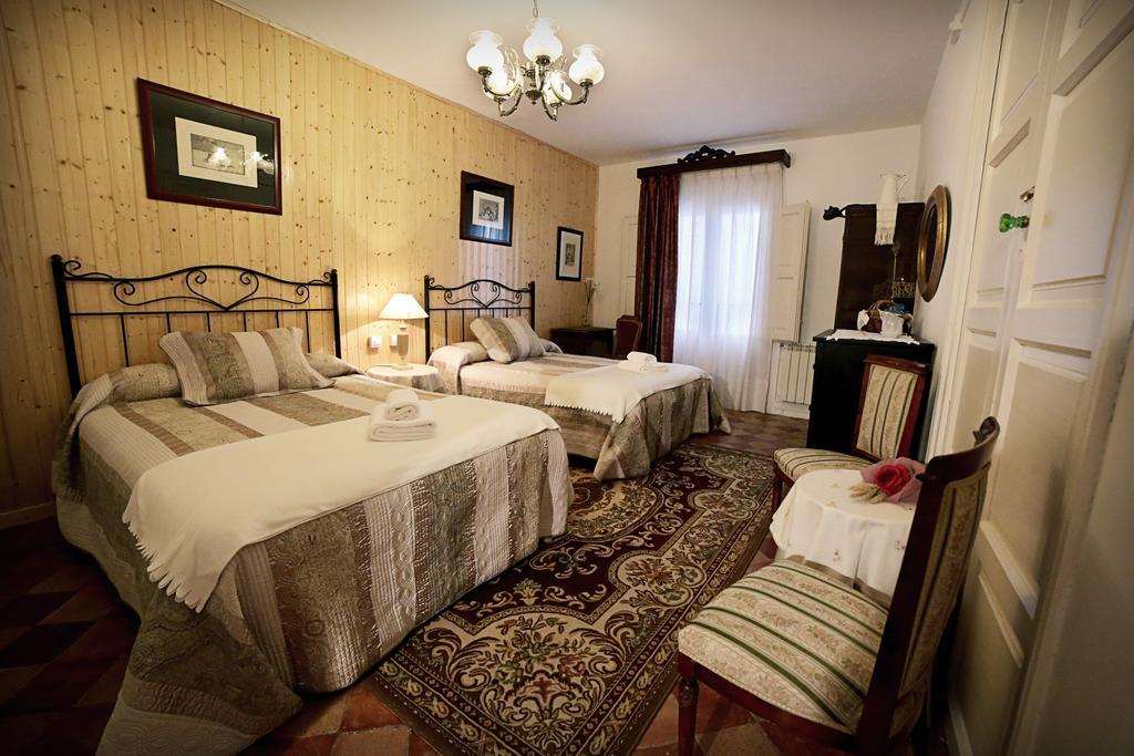 Urrea de Gaen Casa Rural La Casona מראה חיצוני תמונה