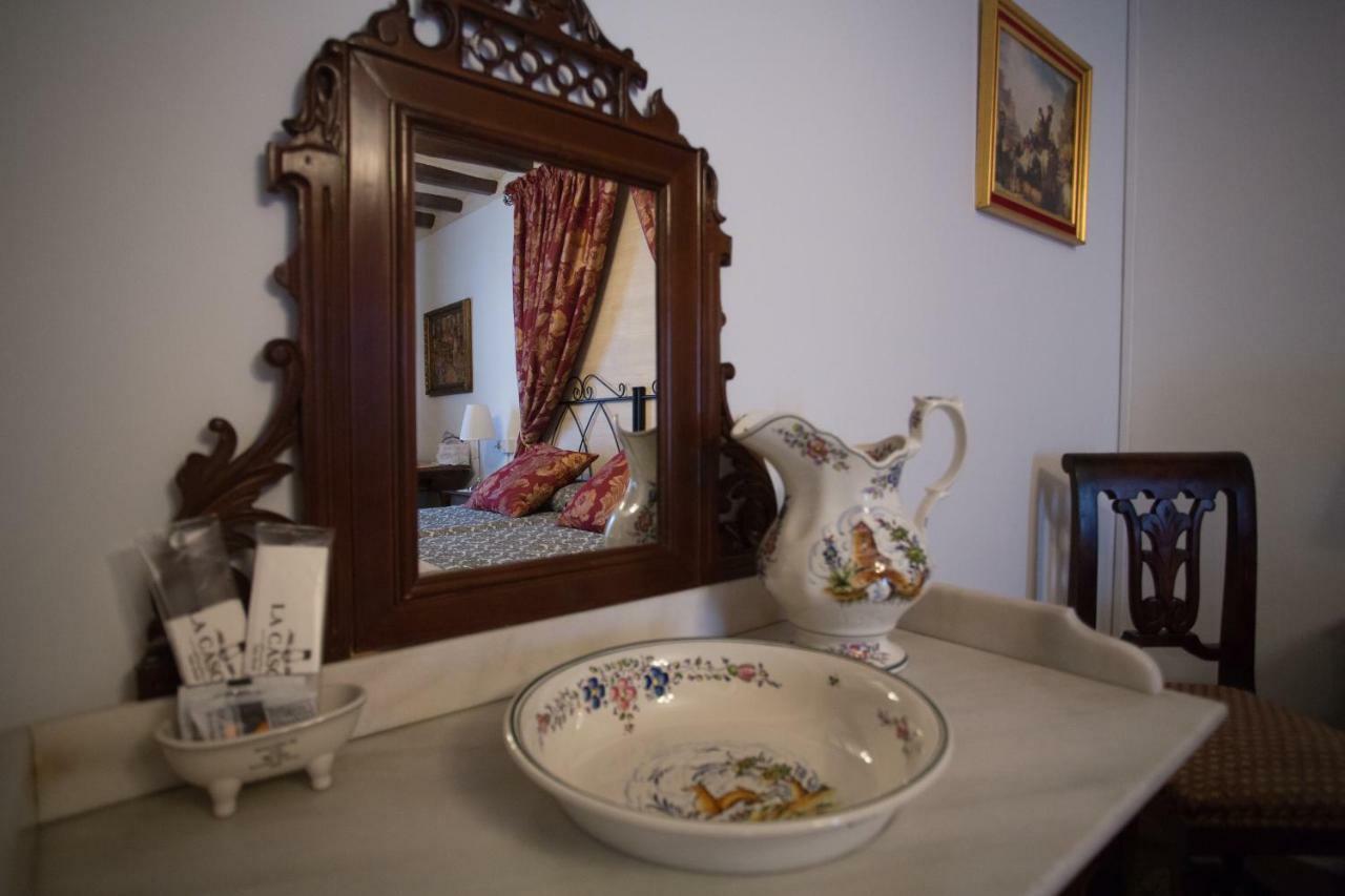 Urrea de Gaen Casa Rural La Casona מראה חיצוני תמונה